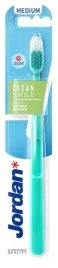 szczoteczka-do-zebow-jordan-clean-smile-medium