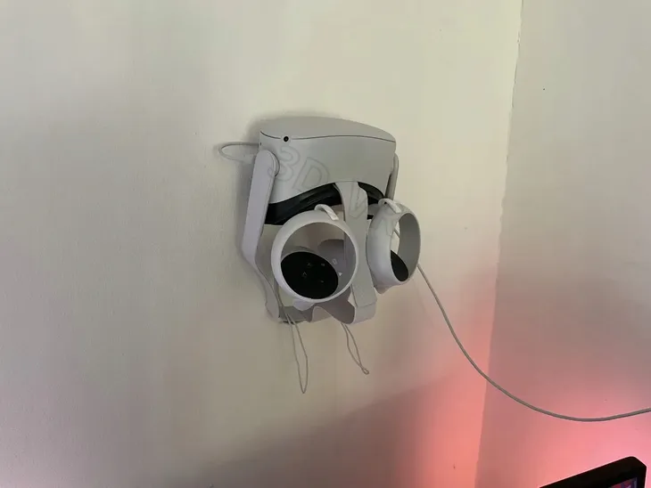 wieszak-scienny-na-meta-oculus-quest-2-stan-nowy