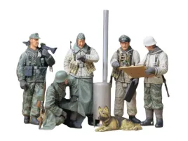 figurki-niemieccy-zolnierze-odprawa-35212-tamiya