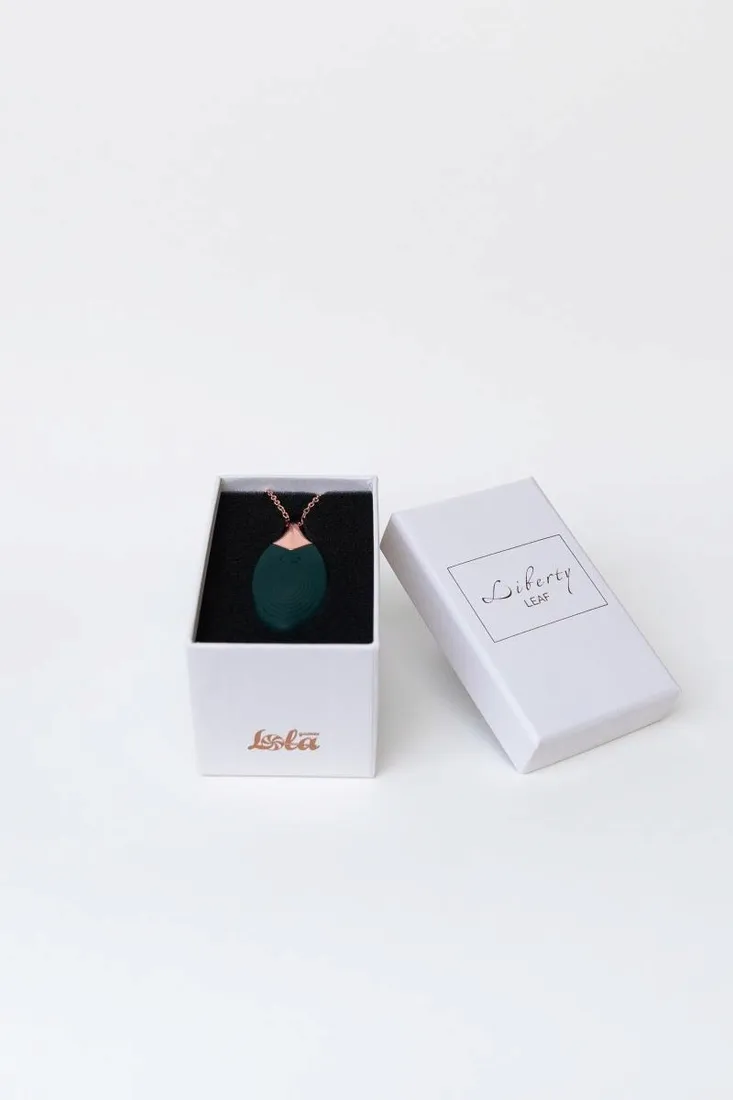 vibrating-necklace-liberty-leaf