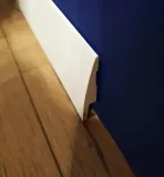 listwa-przypodlogowa-paint-me-mdf-pm12-80x15x2400-biala-stan-nowy