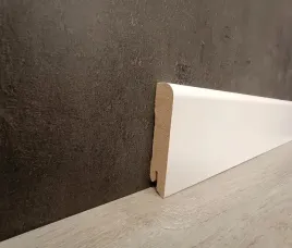 listwa-przypodlogowa-paint-me-mdf-pm24-80x16x2400-biala