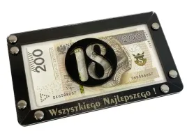 pudelko-na-pieniadze-18-urodziny-prezent-pamiatka
