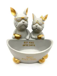 misa-na-prezent-buldog-para-bez-figurka