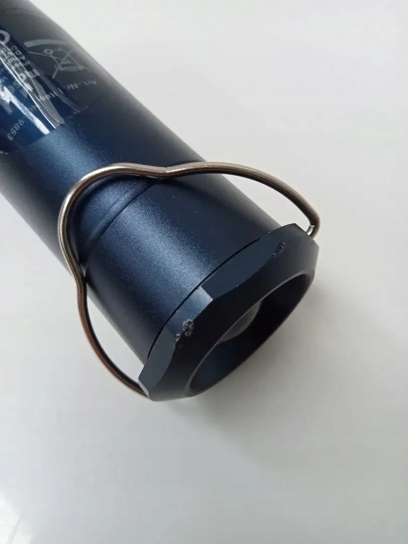 latarka-kempingowa-led