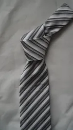 krawat-klasyczny-wyprzedaz-dobra-jakosc