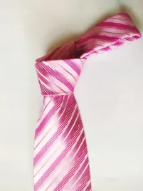 wyprzedaz-elegancki-krawat-dobra-jakosc