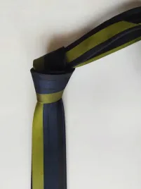 krawat-wyprzedaz-elegancki-sledzik-dobra-jakosc
