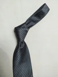 wyprzedaz-elegancki-krawat-dobra-jakosc