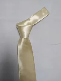 wyprzedaz-elegancki-krawat-dobra-jakosc