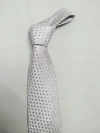 wyprzedaz-elegancki-krawat-dobra-jakosc