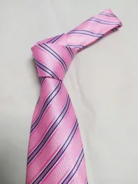 wyprzedaz-elegancki-krawat-dobra-jakosc