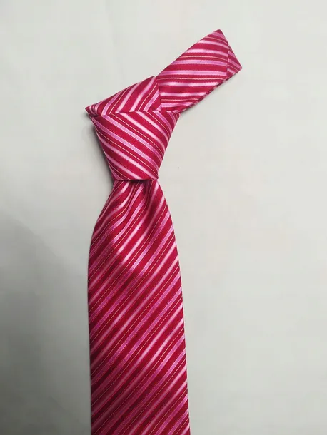 wyprzedaz-elegancki-krawat-dobra-jakosc