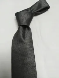 wyprzedaz-elegancki-krawat-dobra-jakosc
