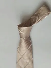 wyprzedaz-elegancki-krawat-dobra-jakosc