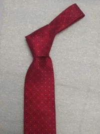 wyprzedaz-elegancki-krawat-dobra-jakosc