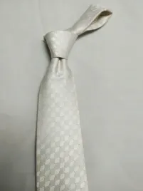 wyprzedaz-elegancki-krawat-dobra-jakosc