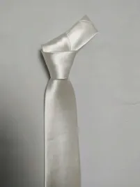 wyprzedaz-elegancki-krawat-dobra-jakosc
