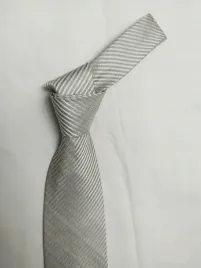 wyprzedaz-elegancki-krawat-dobra-jakosc