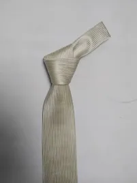 wyprzedaz-elegancki-krawat-dobra-jakosc