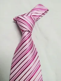 wyprzedaz-elegancki-krawat-dobra-jakosc