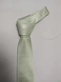 wyprzedaz-elegancki-krawat-dobra-jakosc