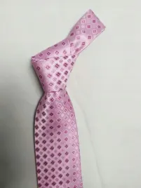 wyprzedaz-elegancki-krawat-dobra-jakosc