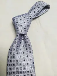 wyprzedaz-elegancki-krawat-dobra-jakosc