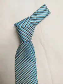 wyprzedaz-elegancki-krawat-dobra-jakosc