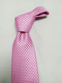 wyprzedaz-elegancki-krawat-dobra-jakosc