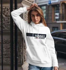 bluza-damska-tommy-jeans-biala-z-kapturem-ciepla-prezent-dla-niej-s