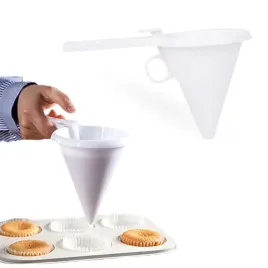 dozownik-porcjoner-do-ciasta-masy-lejek-kuchenny