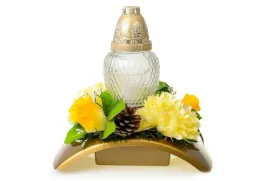 kompozycja-kwiatowa-znicz-na-grob-pomnik-cmentarz