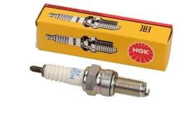 swieca-zaplonowa-cr6e-moto-cr6e-ngk