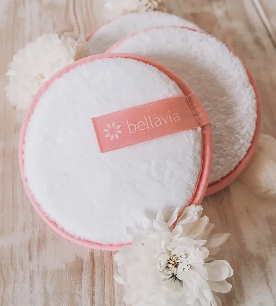 Bellavia Cleansing Microfiber Wipes - detail view