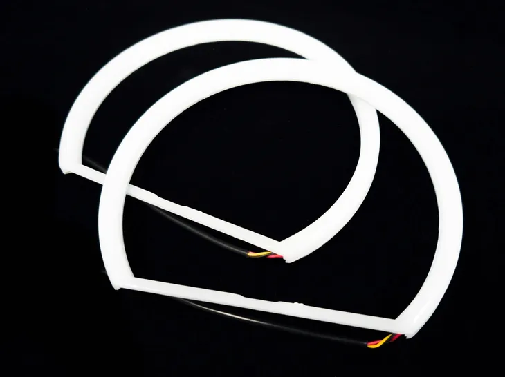 ringi-led-bmw-e83-e90-e87-e60-2w1-kierunki-dzienne-rodzaj-lampy-dedykowana