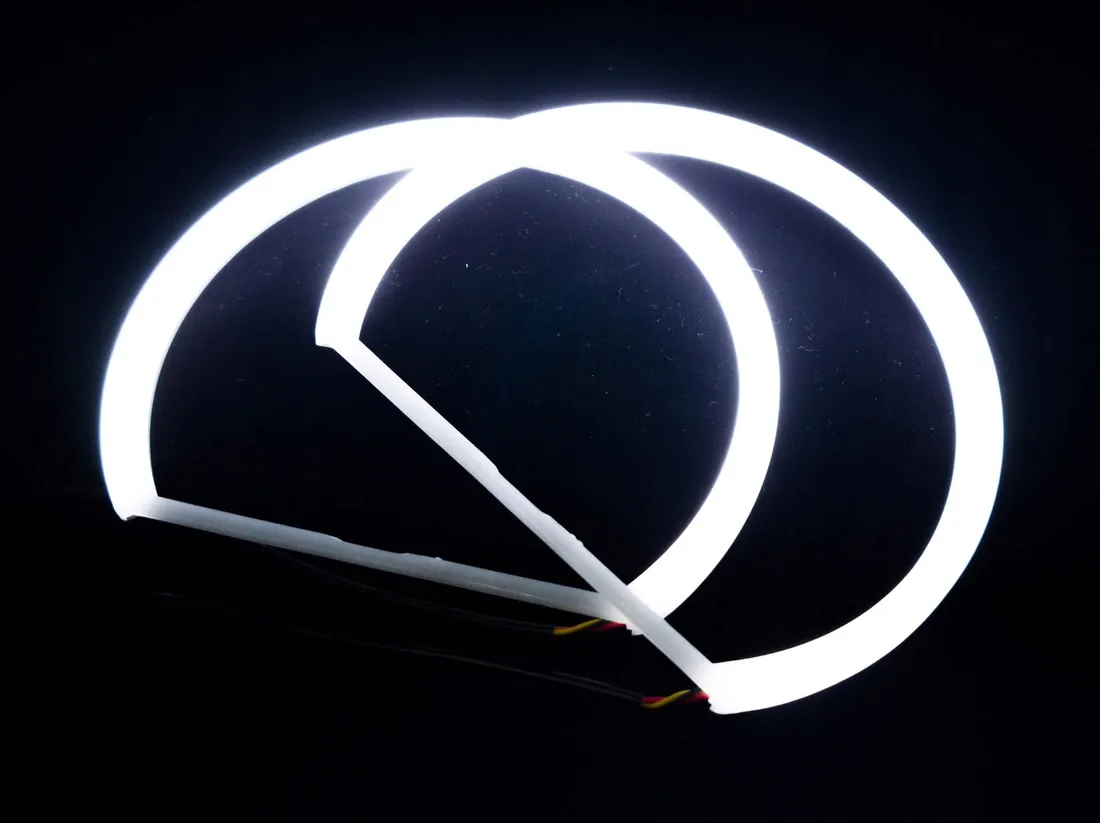 ringi-led-bmw-x5-e53-2w1-kierunkowskazy-dzienne-stan-nowy