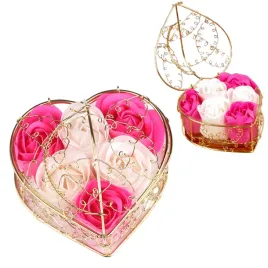 uroczy-flower-box-mydlane-roze-delikatny-wytworny-zapach-praktyczny-prezent