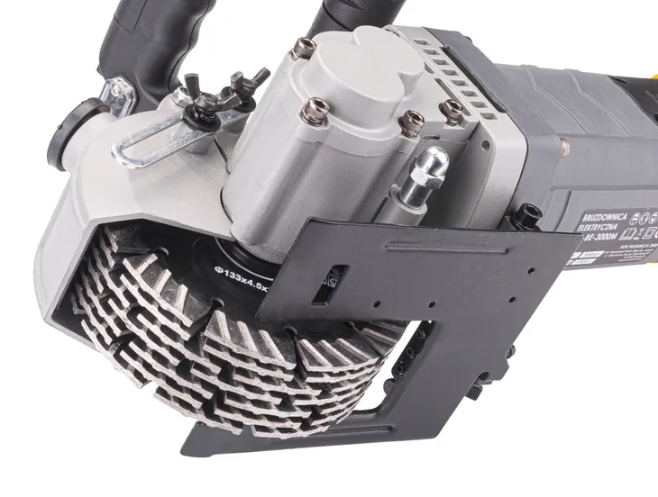 bruzdownica-3000w-pm-be-3000m-maksymalna-predkosc-obrotowa-5000-rpm