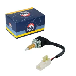 facet-wlacznik-swiatel-stop-do-hyundai-i30-i40-ix35-kia-pro-ceed-rio-soul