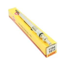 ngk-7794-swieca-zarowa-do-citroen-c5-iii-discovery-iv-volvo-xc90-s80