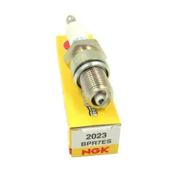 ngk-swieca-zaplonowa-bpr7es-2023