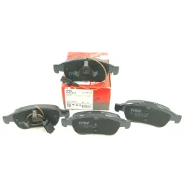 trw-klocki-hamulcowe-przod-do-alfa-romeo-giulietta