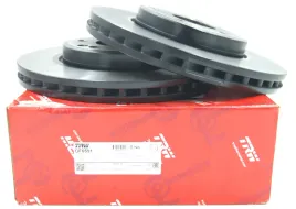 trw-tarcze-hamulcowe-przod-do-mercedes-cla-c117-a-w176-b-w246-gla-x156