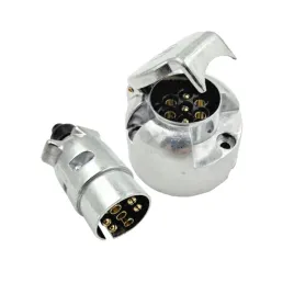silvercars-gniazdo-przyczepy-7pin-wtyczka-aluminiowa-7pin