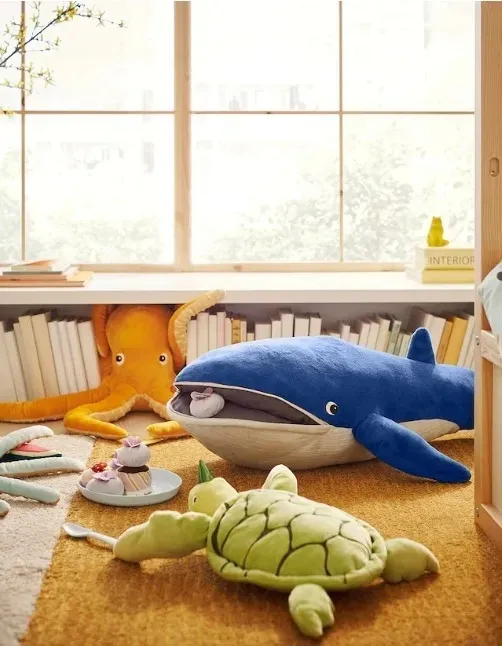 ikea-blavingad-pluszak-osmiornica-50-cm-maskotka