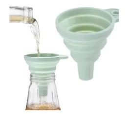 mini-silikonowy-lejek-kuchenny-skladany-harmonijka