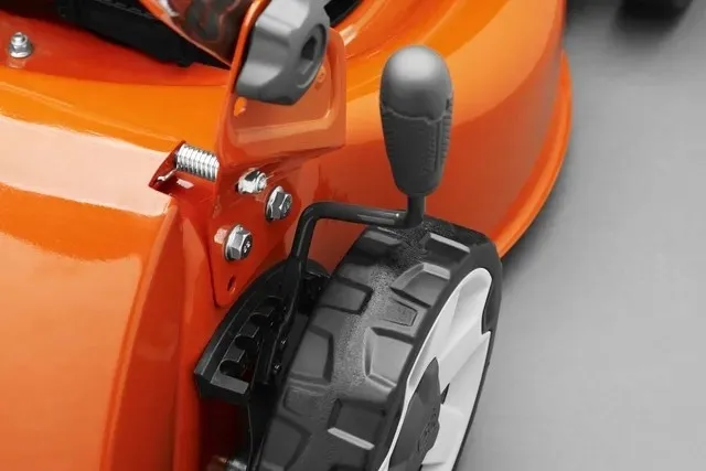 kosiarka-lc-140p-stan-nowy