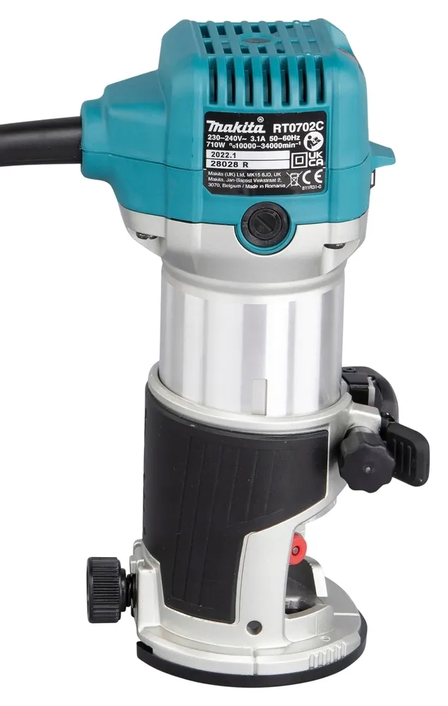 frezarko-wycinarka-710w-m-rt0702cx2j-stan-nowy