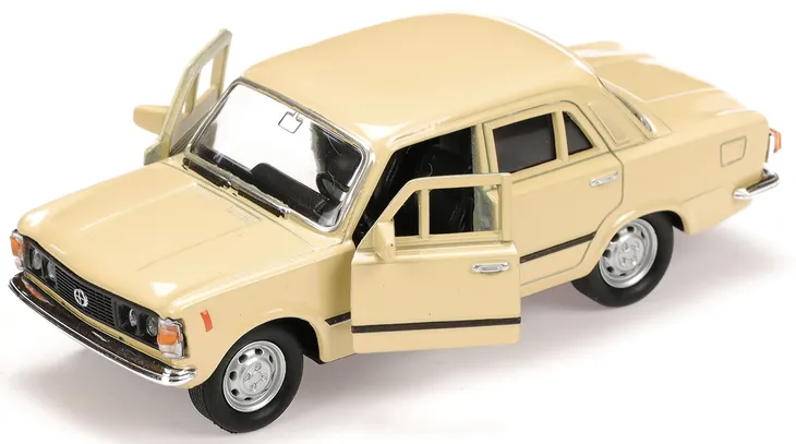 fiat-125p-0024-strona-zabudowy-prawa